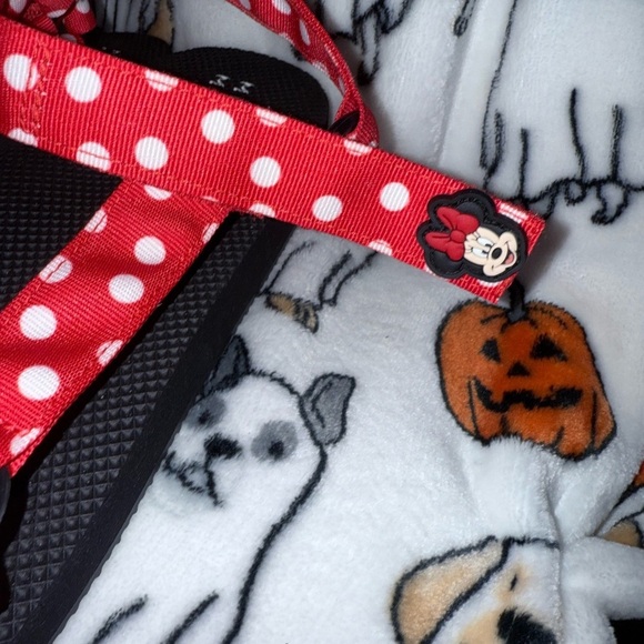 Disney Minnie Mouse Polka Dot Red and Black Sandals, Size 11 - Picture 4 of 6